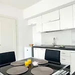 Azure Coast C27 * دراس