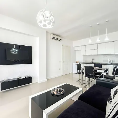 Azure Coast C27 Durrës