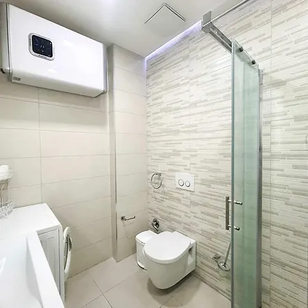 Azure Coast C27 Durrës