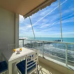 Azure Coast C27 *