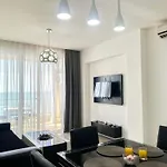 Azure Coast C27 Lejlighed