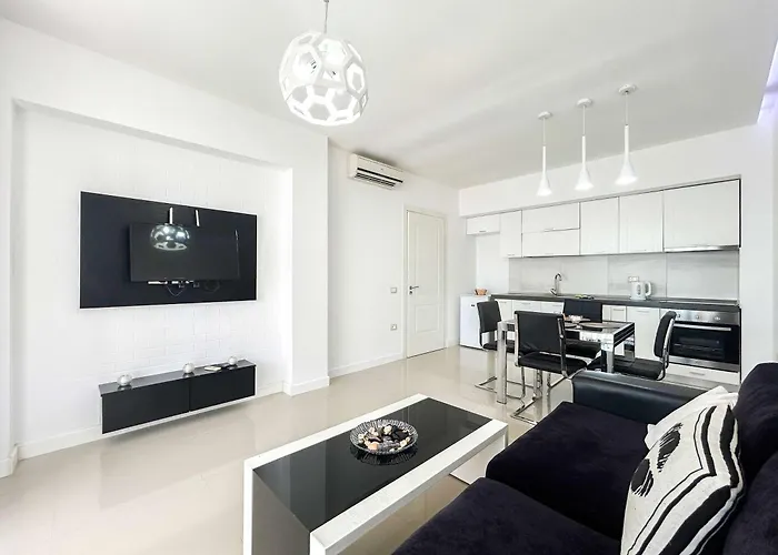 Azure Coast C27 Durrës
